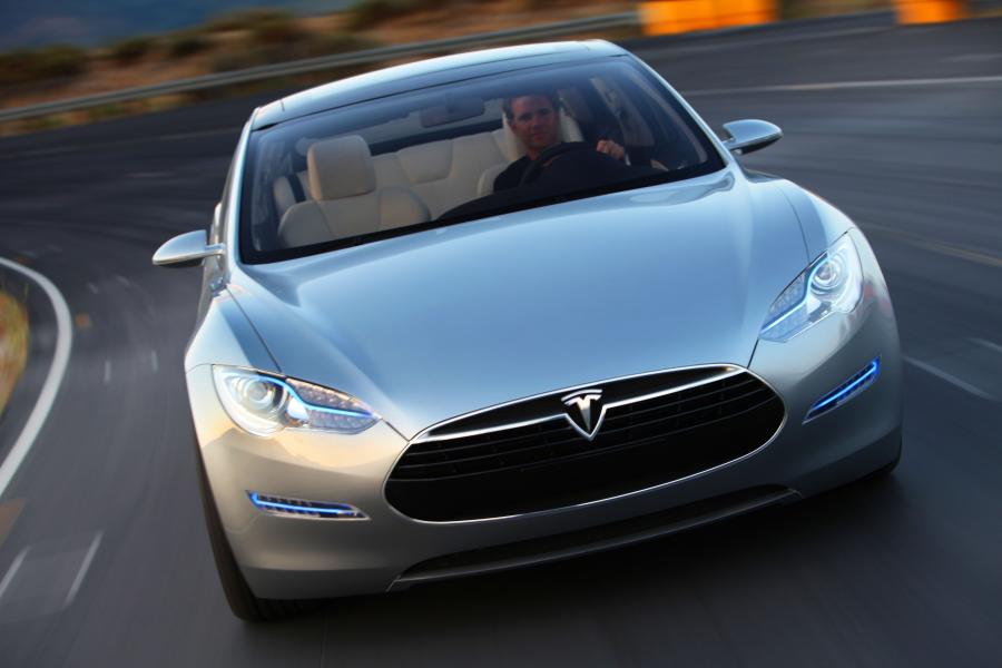  Tesla Model S Alpha 2011 года  (фото 12 из 17)